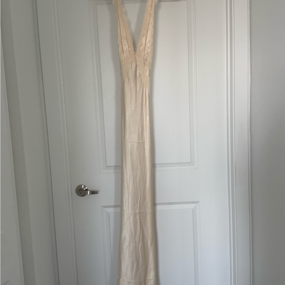 Shona Joy Cream Tan Sleeveless V-neck Wedding Gown